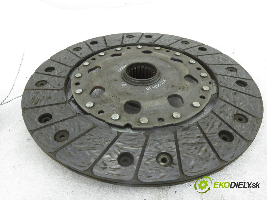 TOYOTA RAV 4 II (_A2_) SUV 2004 85,00 2.0 D-4D 4WD (CLA20_, CLA21_) - 1CD-FTV 1995,00 Koleso dvojvrstvové 323063410 ; 415021510