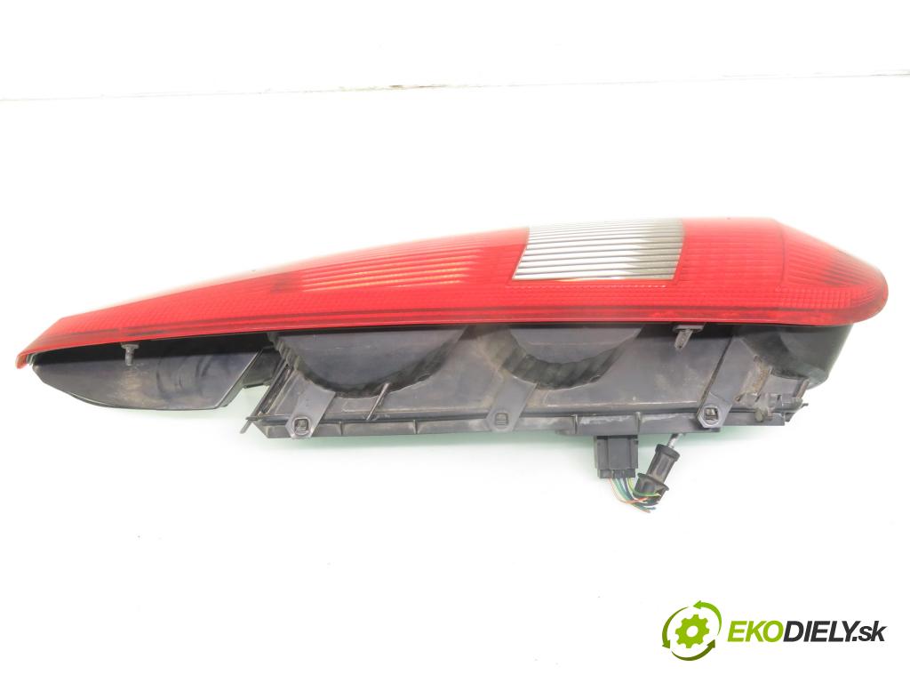 FORD FIESTA V (JH_, JD_) HB 2004 55,00 1.25 16V - FUJB 1242,00 Svetlo ľavé zadné 2S6113N004A ; 20025748