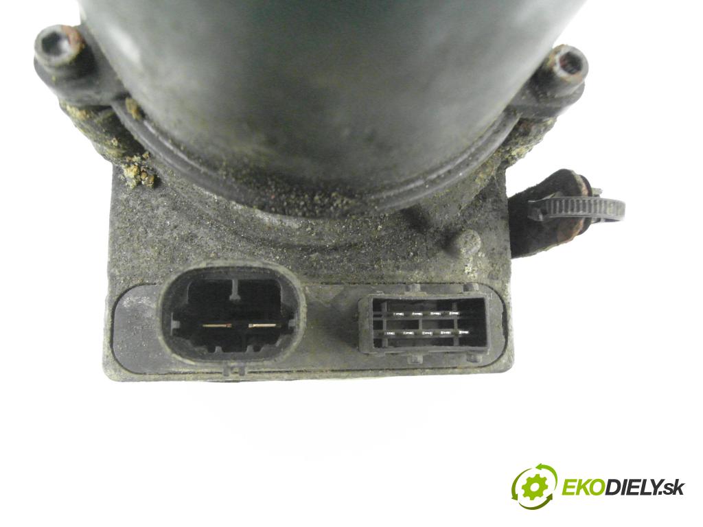 PEUGEOT 307 (3A/C) HB 2004 80,00 1.6 16V - NFU (TU5JP4) 1587,00 Pumpa servočerpadlo 9654151180 ; A5093404 ; 114490J
