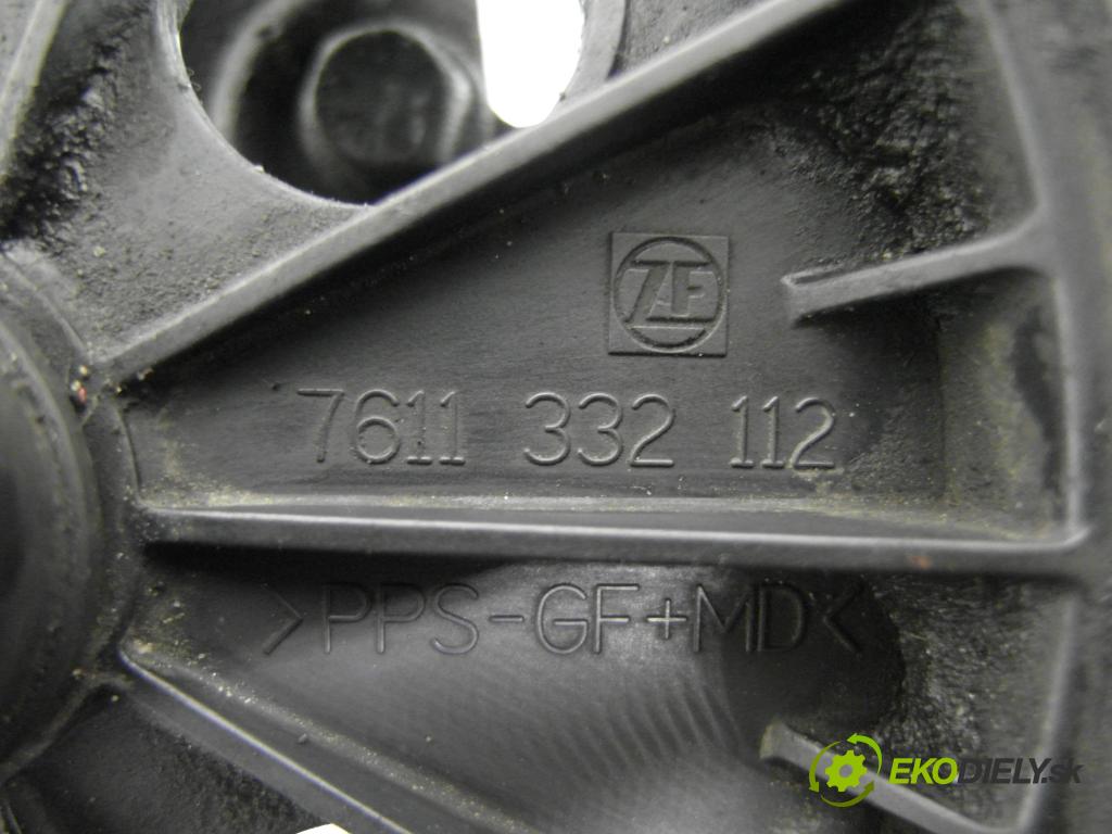 VOLVO S60 I (384) SEDAN 2004 154,00 2.5 T - B 5254 T2 2521,00 Pumpa servočerpadlo 7611332112 ; 9485757 (Servočerpadlo)