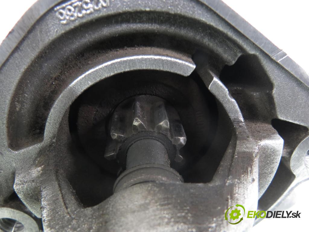 VOLVO S60 I (384) SEDAN 2004 154,00 2.5 T - B 5254 T2 2521,00 startér 0001108167 (Startér)