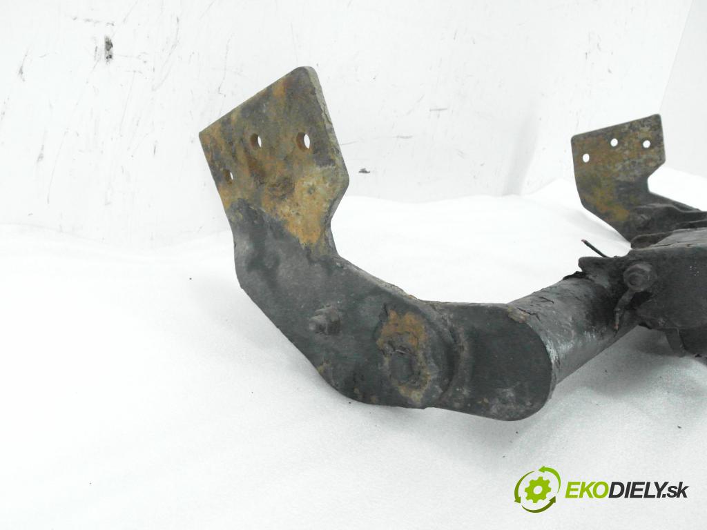 DAEWOO LUBLIN II Platforma / podwozie KABINA/PLATFORMA 1999 52,00 2.4 D (3352) - 4C90 2417,00 Hák