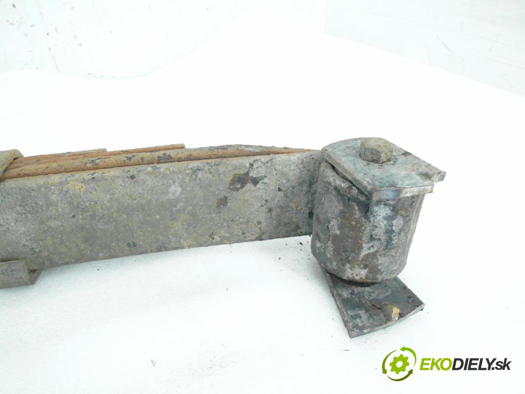 DAEWOO LUBLIN II Platforma / podwozie KABINA/PLATFORMA 1999 52,00 2.4 D (3352) - 4C90 2417,00 listové pero ZADNÍ: 