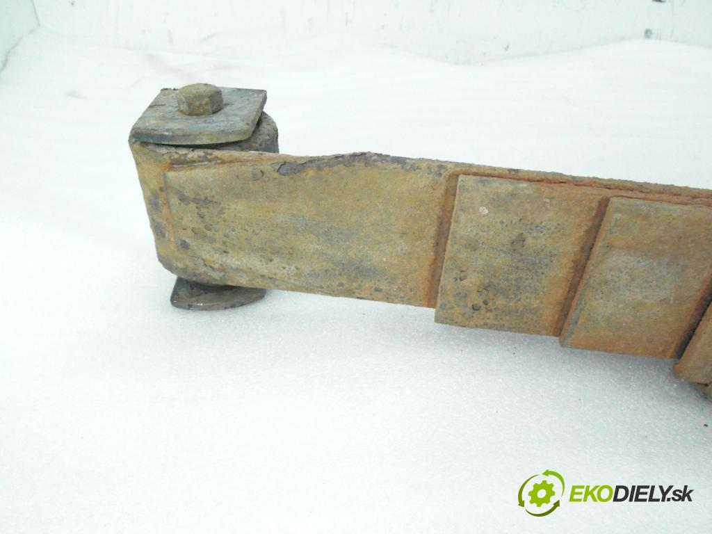 DAEWOO LUBLIN II Platforma / podwozie KABINA/PLATFORMA 1999 52,00 2.4 D (3352) - 4C90 2417,00 listové pero ZADNÍ: