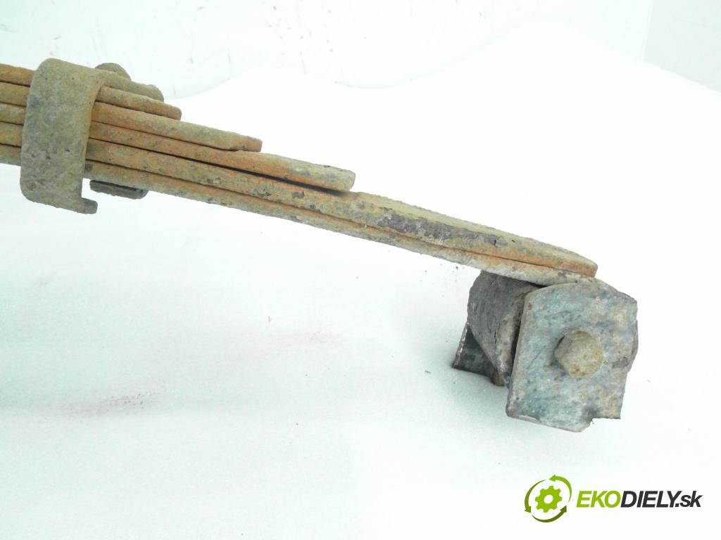 DAEWOO LUBLIN II Platforma / podwozie KABINA/PLATFORMA 1999 52,00 2.4 D (3352) - 4C90 2417,00 listové pero ZADNÍ: