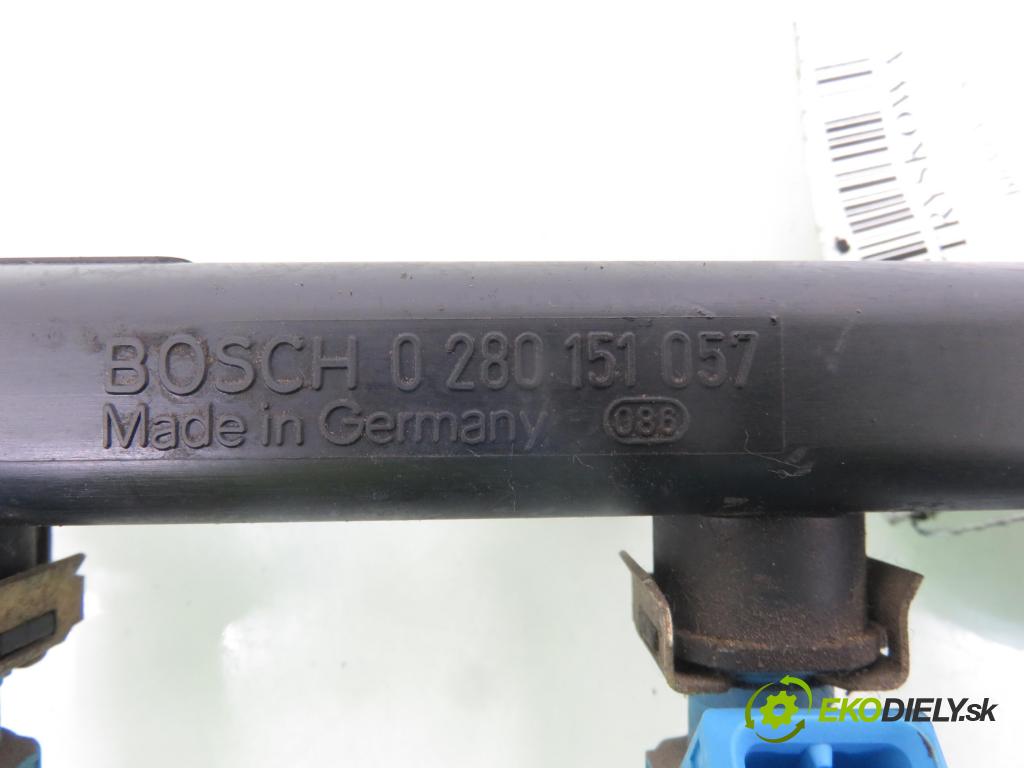 FIAT BRAVA (182_) HB 1999 60,00 1.2 16V 80 - 182 B2.000 1242,00 lišta vstřikovací 0280151057 ; 0280155971 (Vstřikovací lišta)