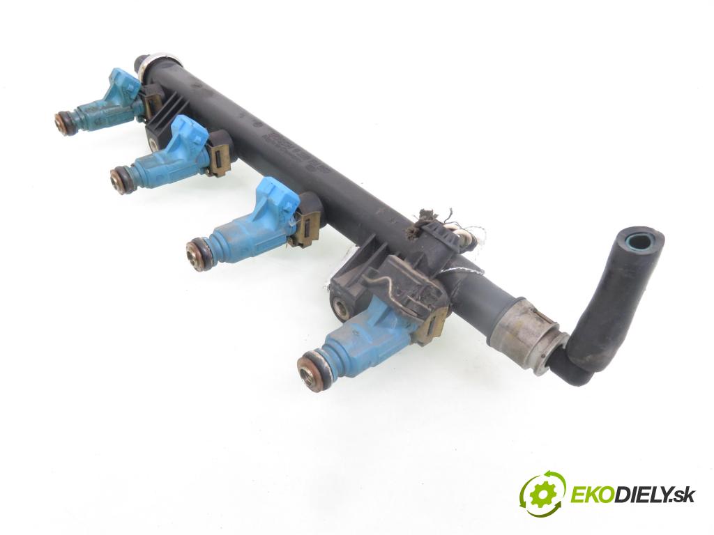 FIAT BRAVA (182_) HB 1999 60,00 1.2 16V 80 - 182 B2.000 1242,00 lišta vstřikovací 0280151057 ; 0280155971 (Vstřikovací lišta)
