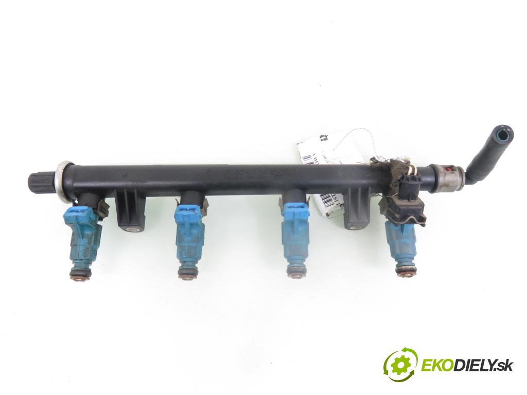 FIAT BRAVA (182_) HB 1999 60,00 1.2 16V 80 - 182 B2.000 1242,00 lišta vstřikovací 0280151057 ; 0280155971 (Vstřikovací lišta)