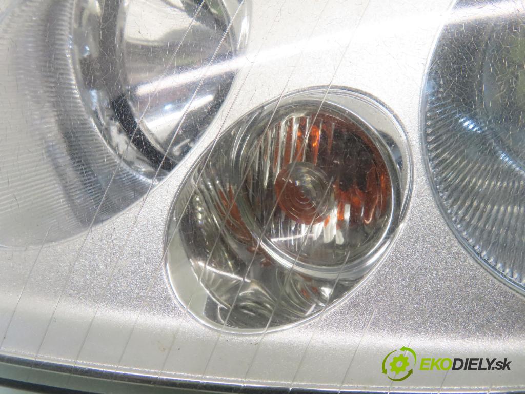 VW CADDY III Variant (2KB, 2KJ, 2CB, 2CJ) KOMBIVAN 2006 55,00 1.9 TDI - BSU 1896,00 světlo LP 2K0941005B ; 4VEX13006AF