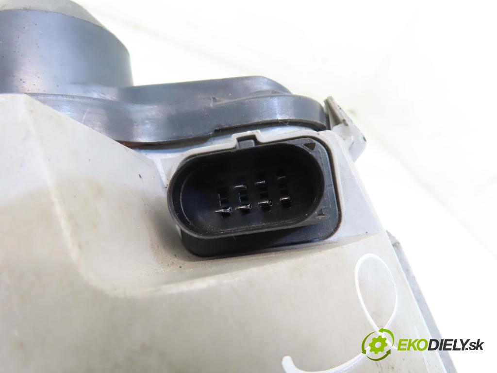 VW NEW BEETLE (9C1, 1C1) HB 1999 85,00 2 - AZG 1984,00 Svetlo PP 0301163202 ; 1C0941006J