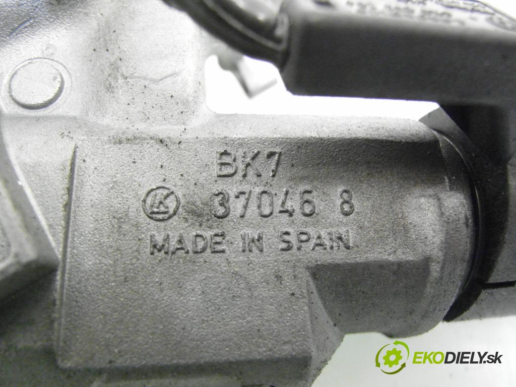 VW POLO CLASSIC (6V2) SEDAN 2001 44,00 1.4 60 - AEX 1390,00 spínačka / imobilizéra IMMO / řídící jednotka 6K0906032AD ; 6K0905851 ; 73654302