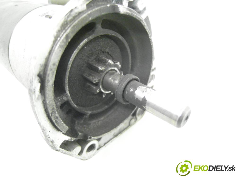 VW POLO CLASSIC (6V2) SEDAN 2001 44,00 60 1.4 - AEX 1390,00 startér STX200100 (Startér)