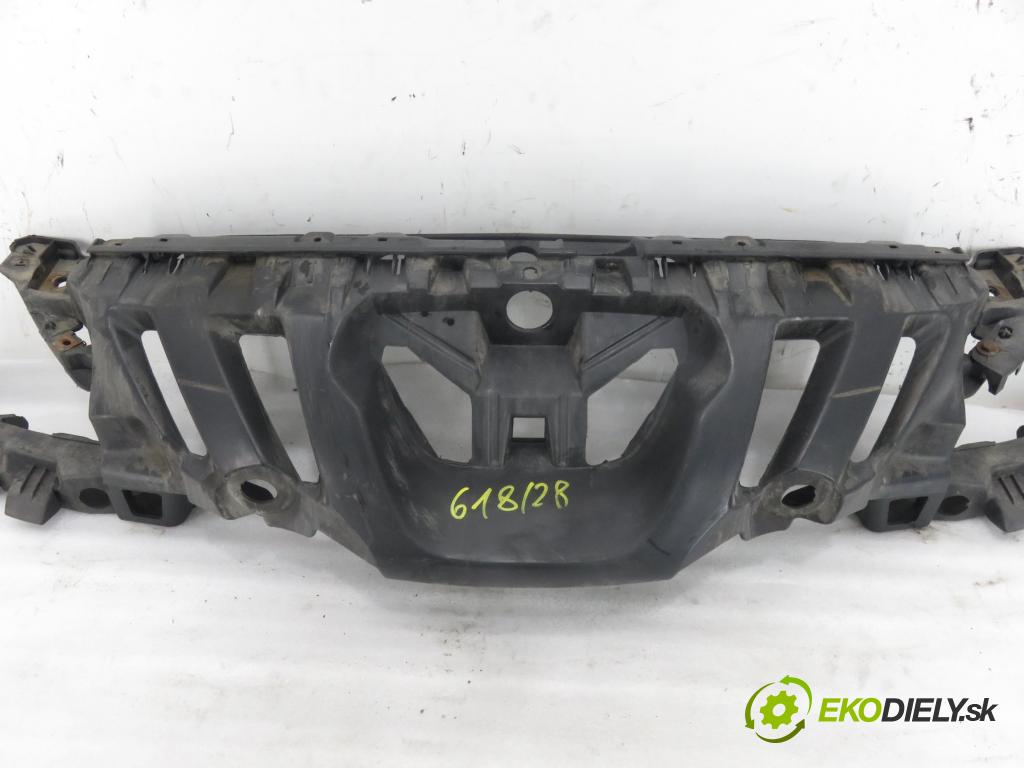 PEUGEOT 308 (4A_, 4C_) HB 2008 70,00 1.4 16V - 8FS (EP3) 1397,00 výztuha PŘEDNÍ