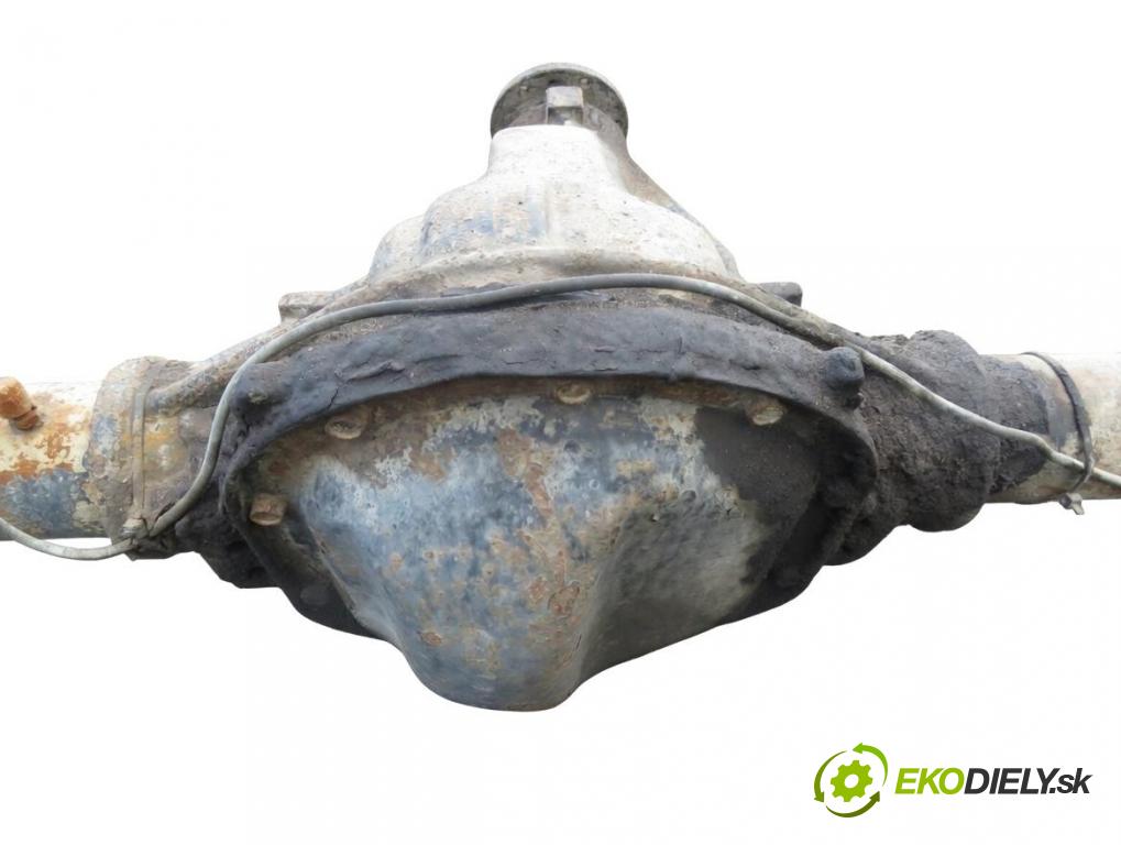 DAEWOO LUBLIN II Platforma / podwozie KABINA/PLATFORMA 1999 52,00 2.4 D (3352) - 4C90 2417,00 Most zadný / ,diferenciál