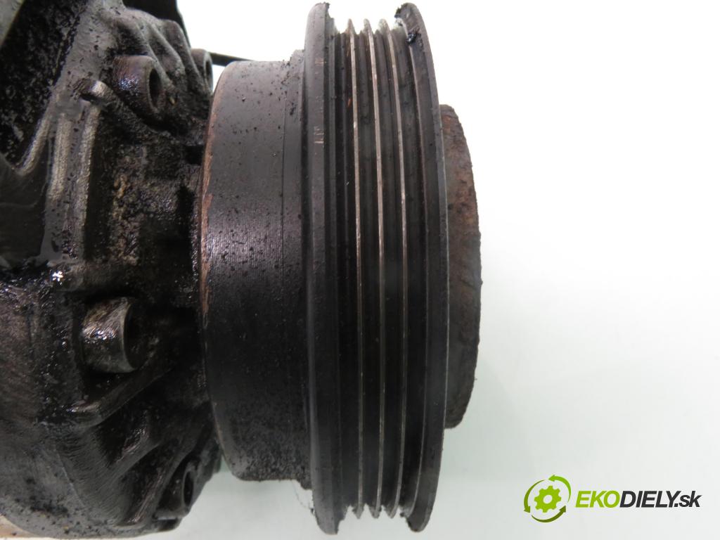 VW PASSAT B5.5 (3B3) SEDAN 2002 74,00 1.9 TDI PD 101 - AVB 1896,00 KOMPRESOR: klimatizace 8D0260808 ; 4472208350 (Kompresor klimatizace)