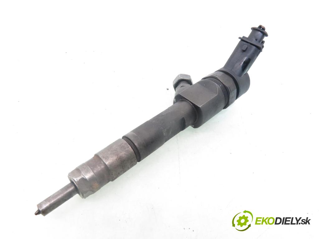 RENAULT LAGUNA II (BG0/1_) HB 2001 88,00 1.9 dCi 120 - F9Q 750 1870,00 vstrekovač 8200389369 ; 0445110230 (Vstrekovač paliva)