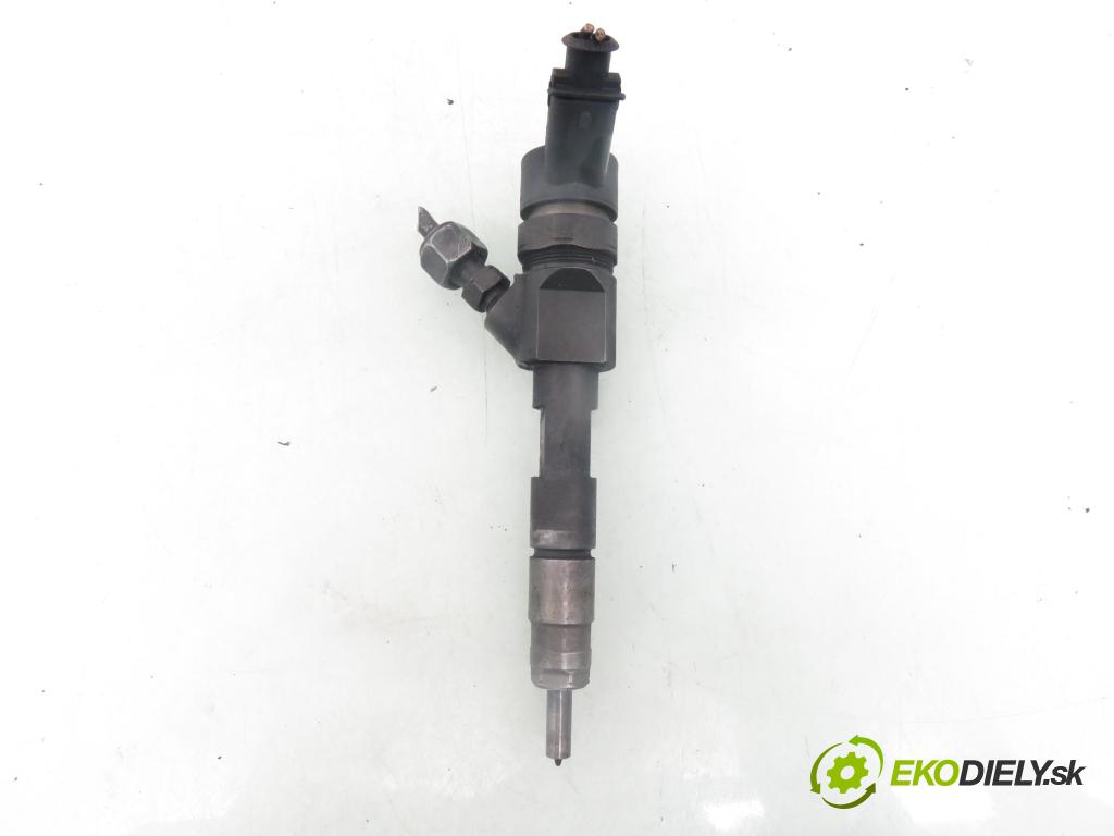 RENAULT LAGUNA II (BG0/1_) HB 2001 88,00 1.9 dCi 120 - F9Q 750 1870,00 vstrekovač 8200389369 ; 0445110230 (Vstrekovač paliva)