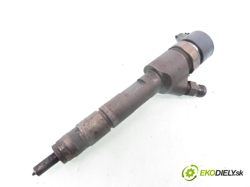 RENAULT LAGUNA II (BG0/1_) HB 2001 88,00 1.9 dCi 120 - F9Q 750 1870,00 vstrekovač 8200389369 ; 0445110230 (Vstrekovač paliva)