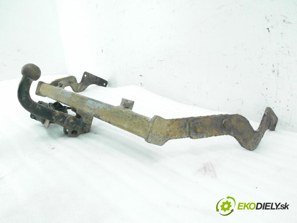 PEUGEOT PARTNER Combispace (5F) KOMBIVAN 2004 51,00 1.9 D - WJY (DW8B) 1868,00 Hák