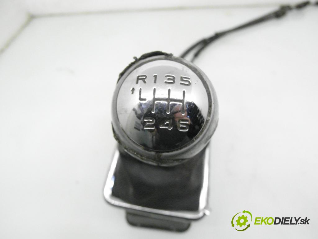 PEUGEOT 407 SW (6E_) KOMBI 2007 100,00 2.0 HDi 135 - RHR 1997,00 ZVEDÁK: 9658259880