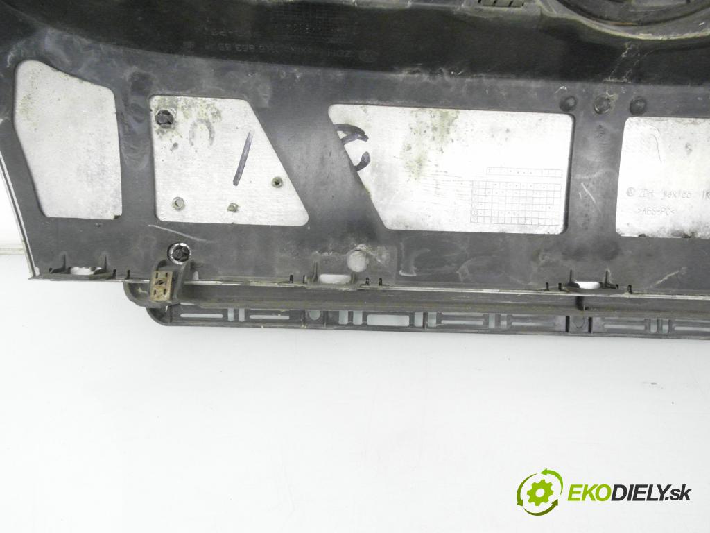 VW GOLF V Variant (1K5) KOMBI 2008 77,00 1.9 TDI - BLS 1896,00 mřížka / maska 1K5853651