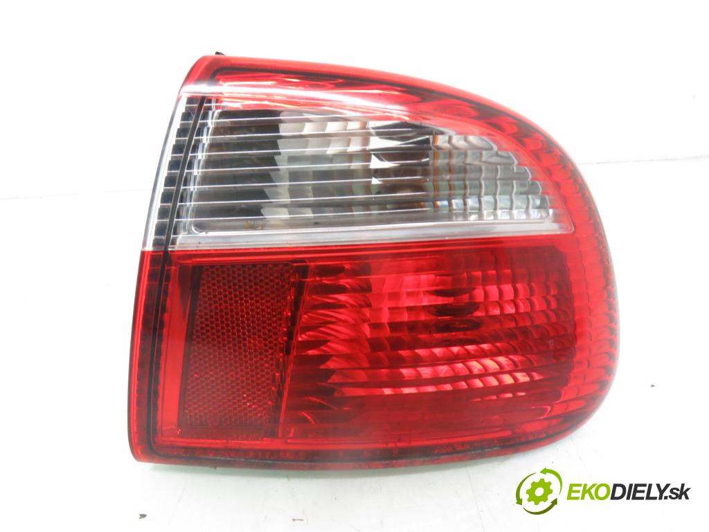 SEAT TOLEDO II (1M2) SEDAN 1999 74,00 1.6 - AKL 1595,00 Svetlo pravé zadné 1M5945096B