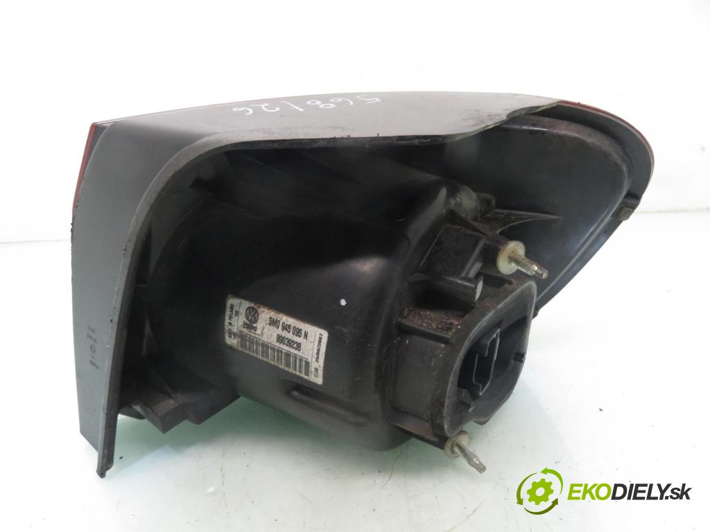 VW GOLF PLUS (5M1, 521) HB 2006 77,00 1.9 TDI - BKC 1896,00 Svetlo ľavé zadné 5M0945095N