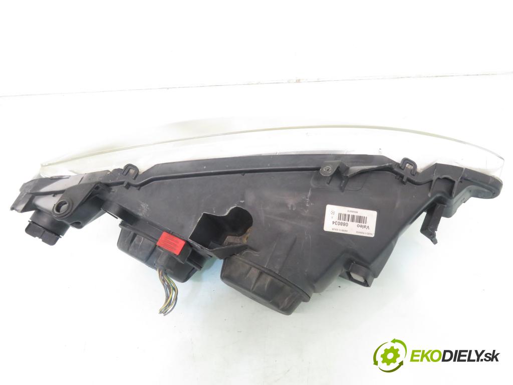 PEUGEOT 307 (3A/C) HB 2003 79,00 2.0 HDi 110 - RHS 1997,00 Svetlo LP 088034