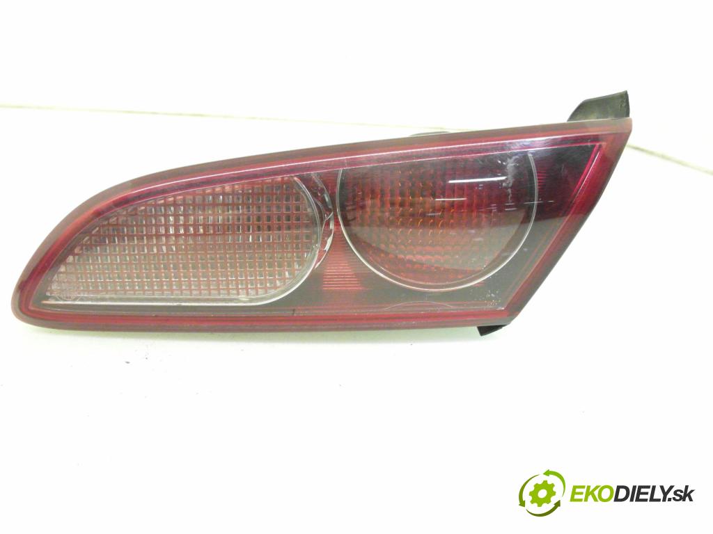 ALFA ROMEO 159 (939_) SEDAN 2007 110,00 1.9 JTDM 16V - 939 A2.000 1910,00 Svetlo pravé zadné kufor F9395623