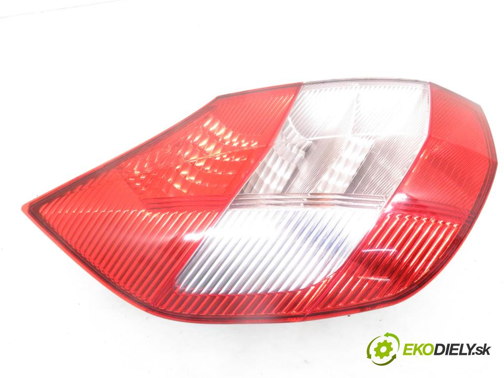 RENAULT SCENIC II (JM0/1_) MINIVAN 2003 99,00 2.0 135 - F4R 770 1998,00 Svetlo ľavé zadné 8200127704C ; 2SK00865901