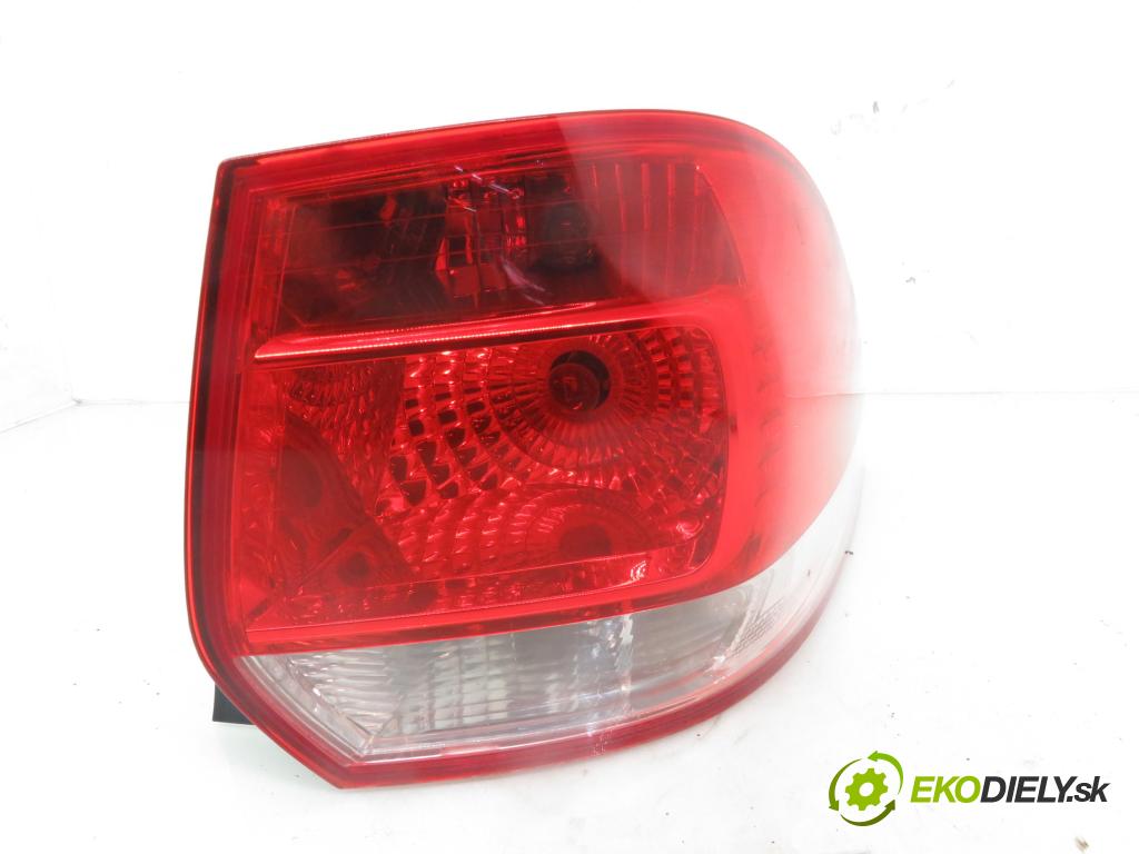 VW GOLF V Variant (1K5) KOMBI 2008 77,00 1.9 TDI - BLS 1896,00 Svetlo pravé zadné 1K9945258