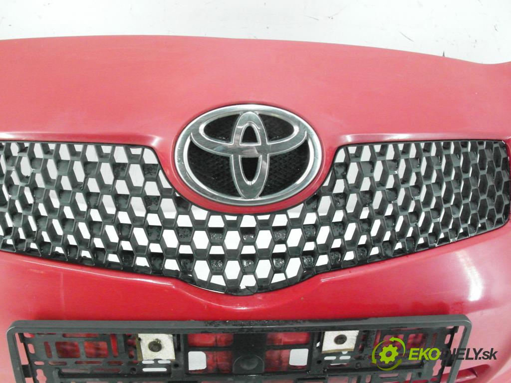 TOYOTA YARIS (_P9_) HB 2006 51,00 1.0 VVT-i (KSP90_) - 1KR-FE 998,00 Nárazník predný