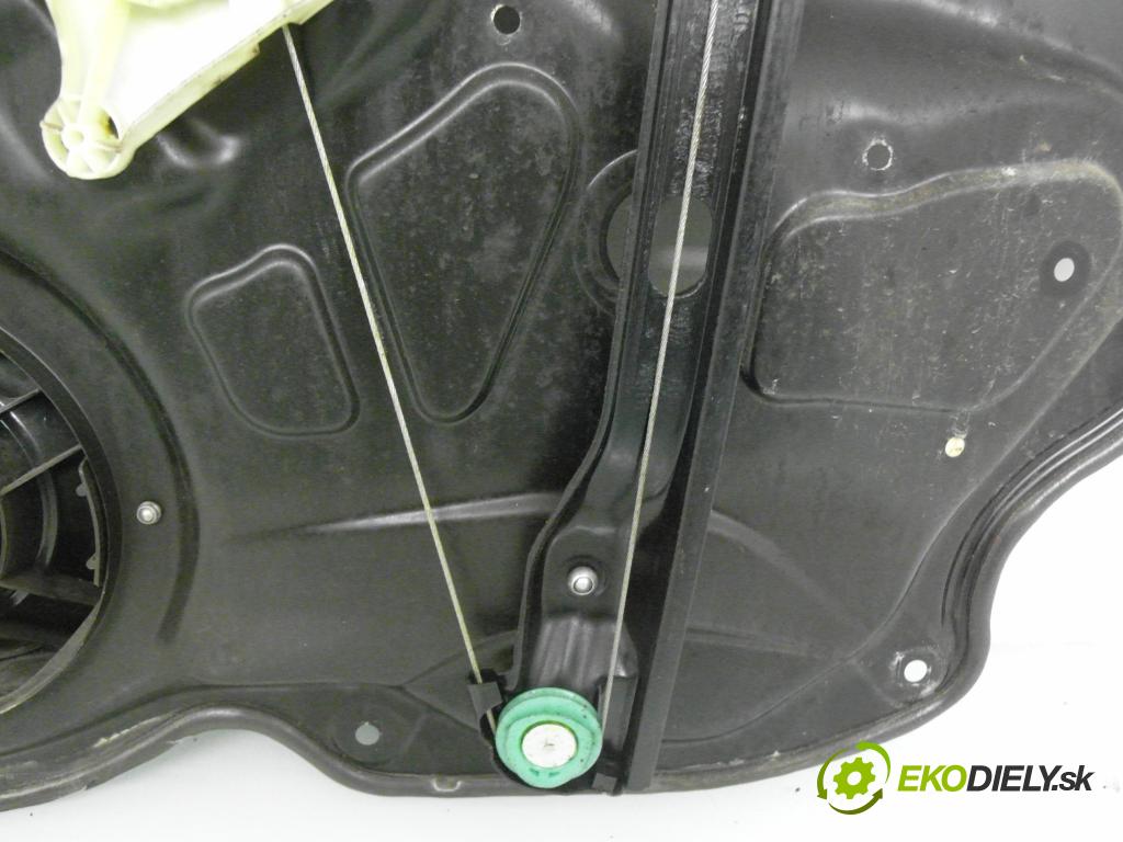 VW PASSAT B6 Variant (3C5) KOMBI 2007 77,00 1.9 TDI - BLS 1896,00 Mechanizmus okien 3C4839755H ; 980861107 ; 974225114