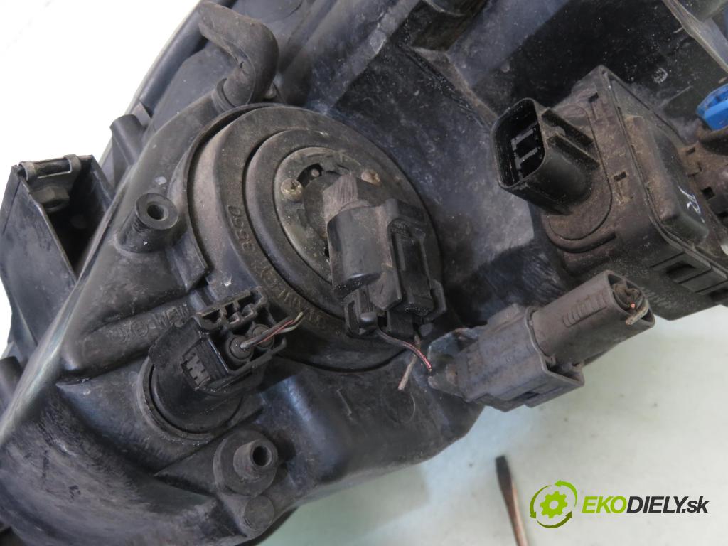 MAZDA 5 (CR19) MINIVAN 2006 105,00 2.0 MZR-CD 143 - RF7J 1998,00 Svetlo PP 