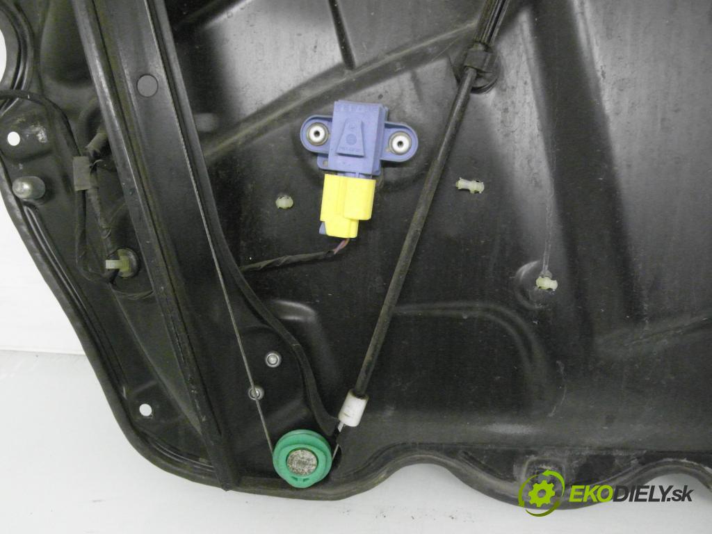 VW PASSAT B6 Variant (3C5) KOMBI 2007 77,00 1.9 TDI - BLS 1896,00 Mechanizmus okien 981220109 ; 3C1837756L ; 1K0959702P