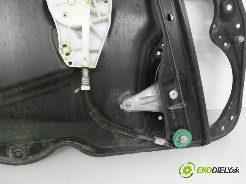 VW PASSAT B6 Variant (3C5) KOMBI 2007 77,00 1.9 TDI - BLS 1896,00 Mechanizmus okien 981220109 ; 3C1837756L ; 1K0959702P