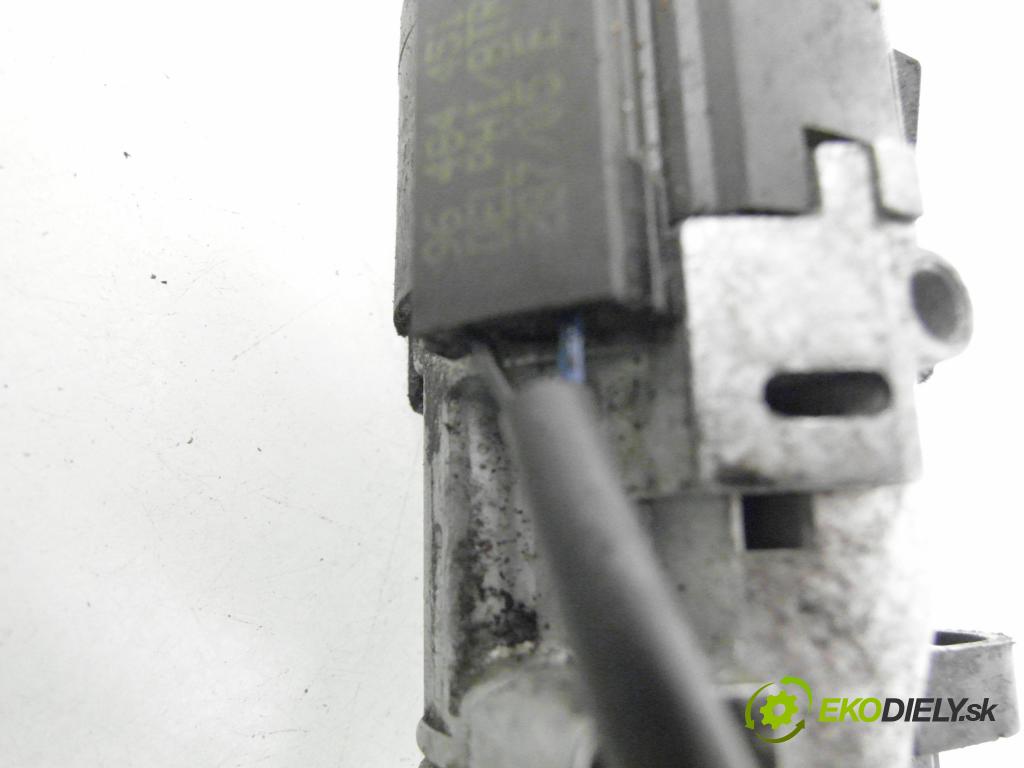 CITROEN C3 I (FC_) HB 2005 50,00 1.4 HDi - 8HZ (DV4TD) 1398,00 spínačka N05024455 ; N0502073 ; 9648445180 (Spínací skříňka)