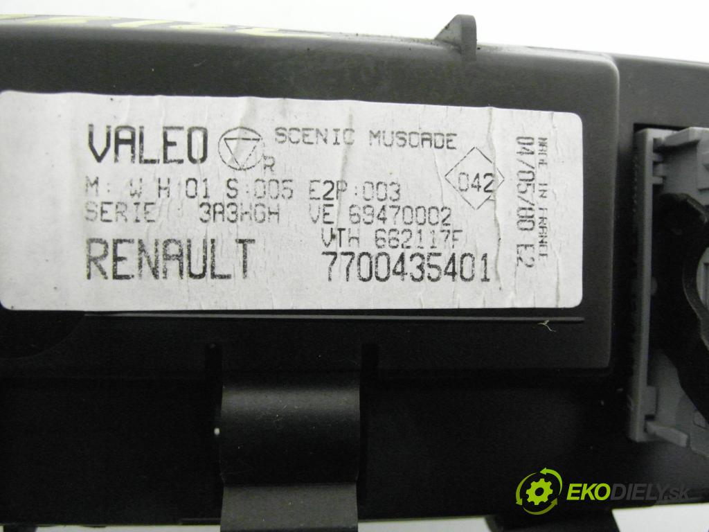 RENAULT SCENIC I (JA0/1_) MINIVAN 2000 75,00 1.9 dCi 102 - F9Q 732 1870,00 Panel kúrenia KLIMATIZACE: 7700435401 ; 69470002