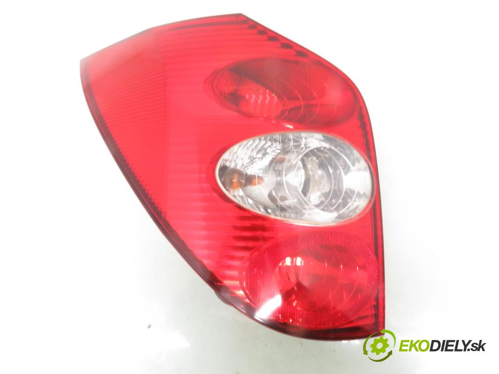 RENAULT LAGUNA II Grandtour (KG0/1_) KOMBI 2003 88,00 1.9 dCi 120 - F9Q 750 1870,00 Svetlo ľavé zadné 8200002471