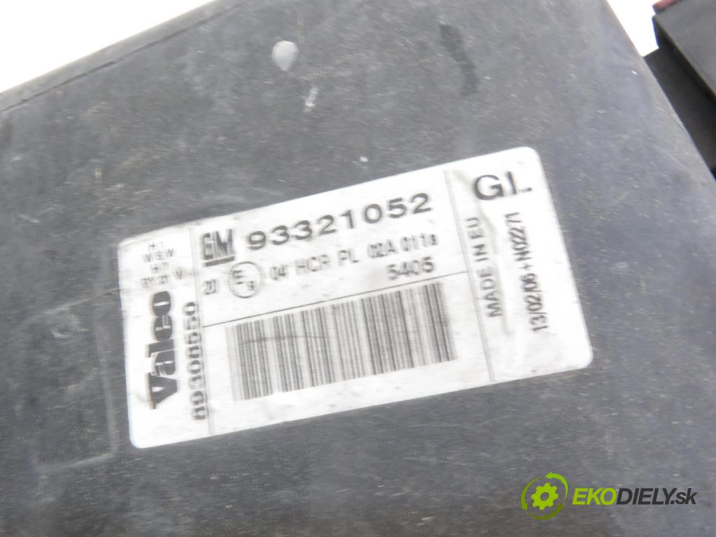 OPEL MERIVA A nadwozie wielkoprzestrzenne (MPV) (X03) MINIVAN 2005 66,00 1.4 16V Twinport - Z 14 XEP 1364,00 Svetlo LP 93321052