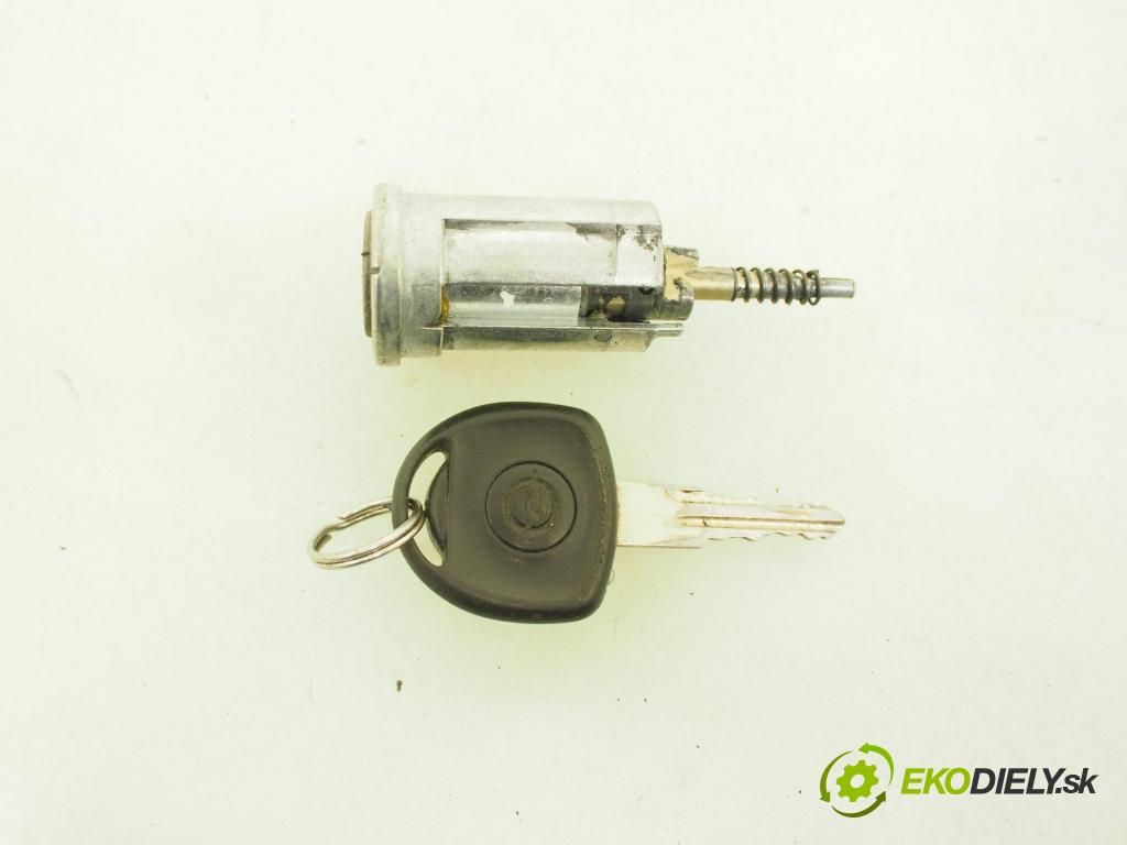OPEL ASTRA F Kombi (T92) KOMBI 1997 55,00 1.6 - 16 NZR 1598,00 spínačka / imobilizéra IMMO / řídící jednotka 16214259 ; 90532624 ; 90519056