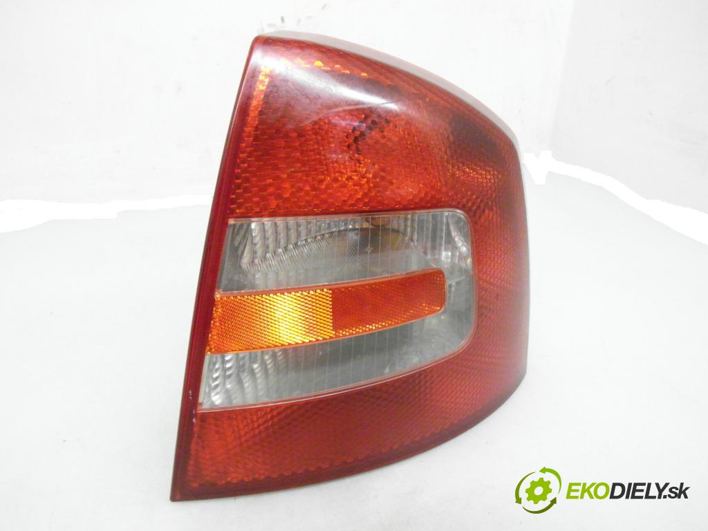SKODA OCTAVIA II (1Z3) SEDAN 2006 103,00 2.0 TDI 16V - BKD 1968,00 světlo pravé zadní 1Z5945096A ; 1Z5945112A