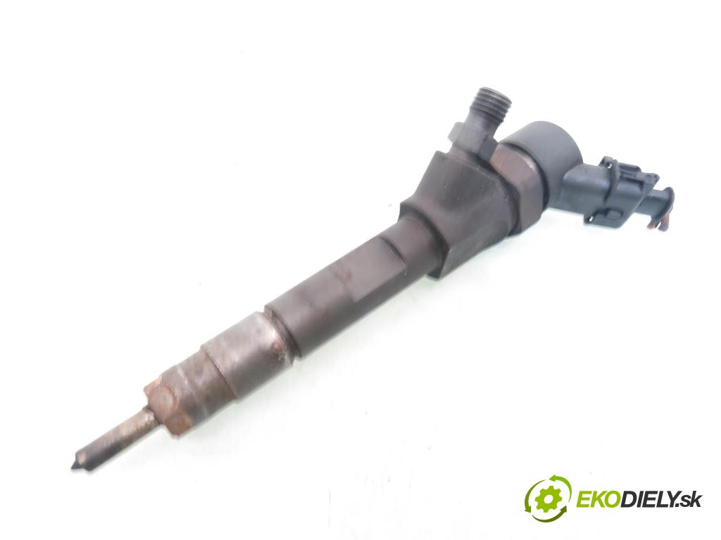 RENAULT SCENIC I (JA0/1_) MINIVAN 2000 72,00 1.9 dTi (JA0N) - F9Q 731 1870,00 vstřikovač 8200238528 ; 0445110146 (Vstřikovač paliva)