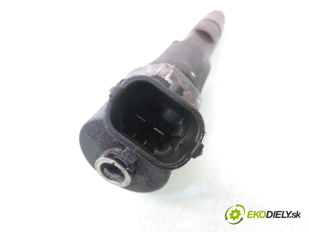 RENAULT SCENIC I (JA0/1_) MINIVAN 2000 75,00 1.9 dCi 102 - F9Q 732 1870,00 vstřikovač 7700111014 ; 0445110021 (Vstřikovač paliva)