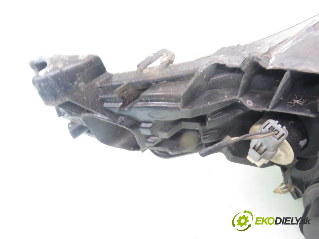 RENAULT LAGUNA II Grandtour (KG0/1_) KOMBI 2003 88,00 1.9 dCi 120 - F9Q 750 1870,00 Svetlo PP 8200002847 ; 89004686