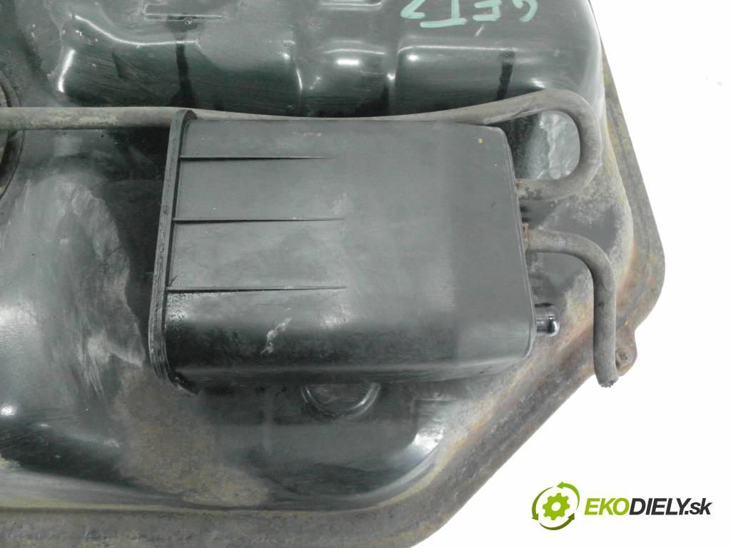 HYUNDAI GETZ (TB) HB 2002 60,00 1.3 i - G4EA 1341,00 nádržka paliva benzín 311101C010
