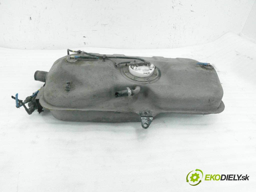 FIAT SEICENTO / 600 (187_) HB 1999 29,00 0.9 (187AXA, 187AXA1A) - 1170 A1.046 899,00 nádržka paliva benzín 09766009900 ; 46518013