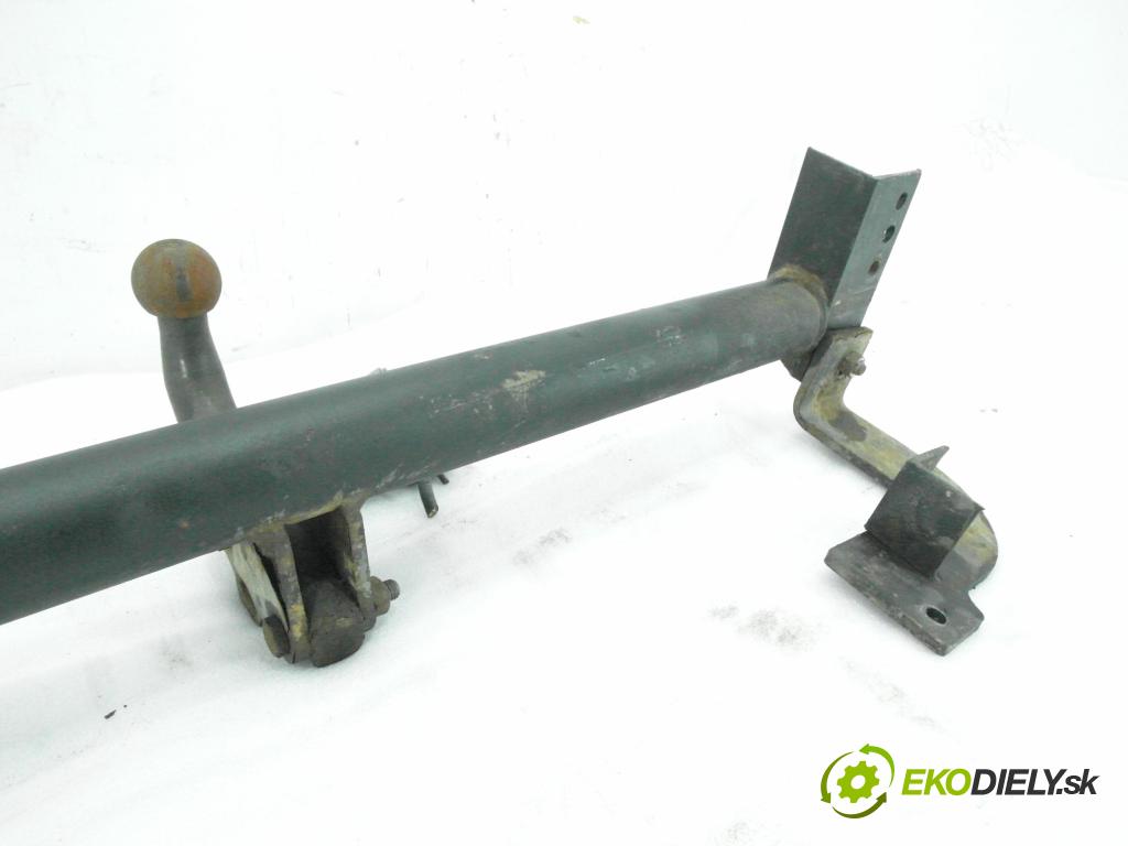 PEUGEOT EXPERT Skrzynia (222) FURGON 2003 51,00 1.9 D 70 - WJY (DW8B) 1868,00 Hák 