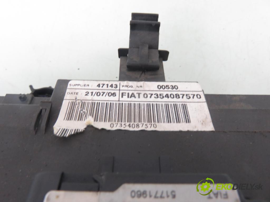 FIAT CROMA (194_) KOMBI 2006 110,00 1.9 D Multijet - 939 A2.000 1910,00 PAKA/ŘAZENÍ/SADA: 07354087570 ; 0265005499
