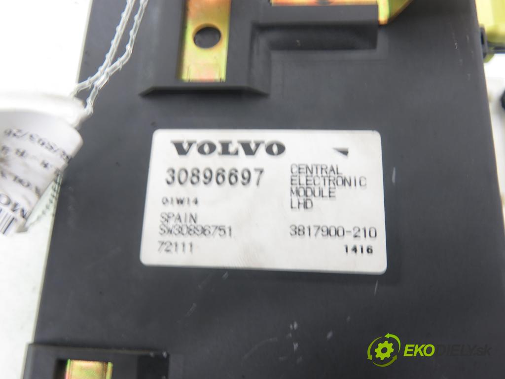 VOLVO V40 Kombi (645) KOMBI 2001 90,00 1.8 - B 4184 S2 1783,00 MODUL komfortu 30896697 ; SW30896751